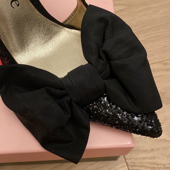 New in box Kate Spade heels . Size 7 - Picture 2 of 8